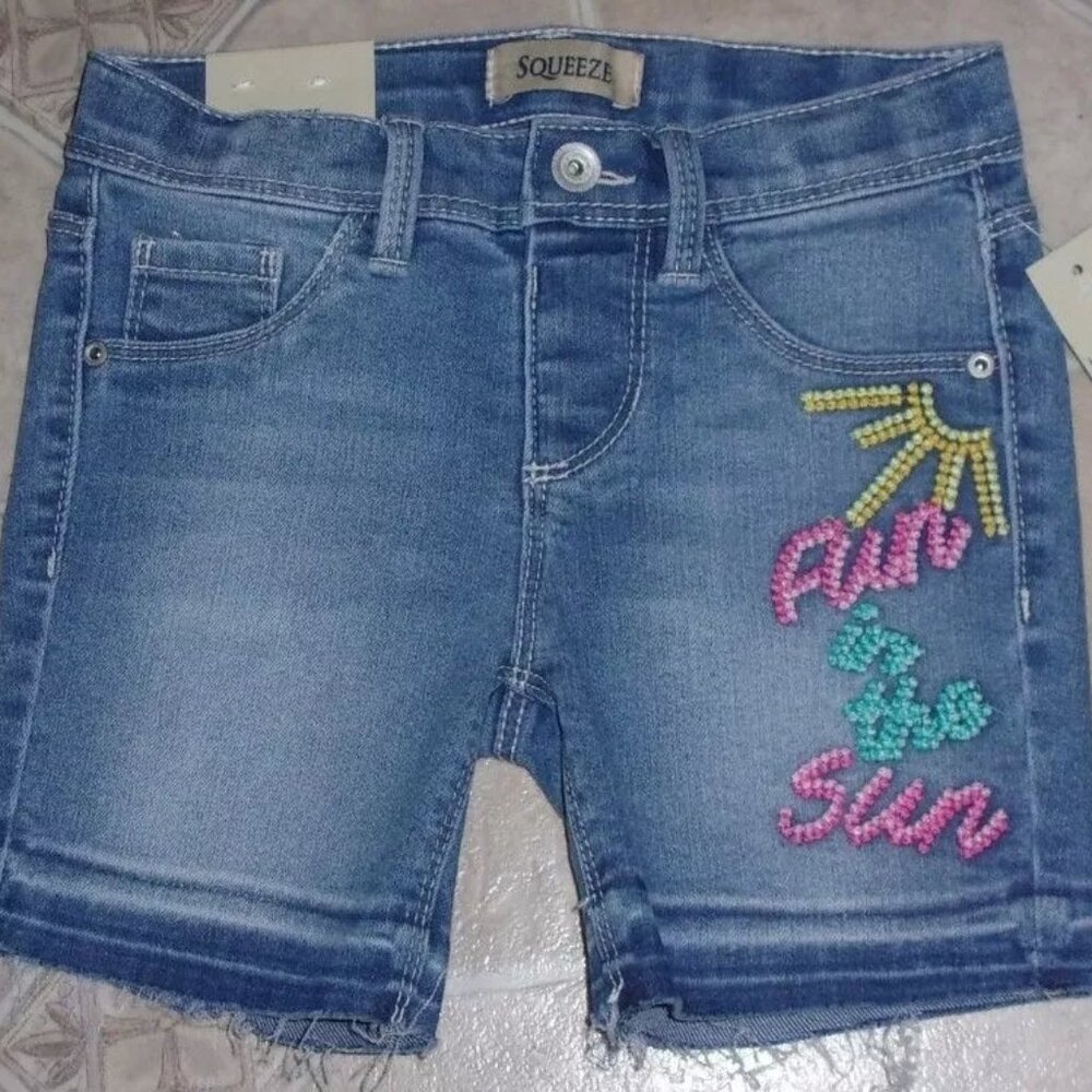 NEW! SQUEEZE ~ GIRLS Size 5 ~ EMBROIDERED Shorts $34 NWT